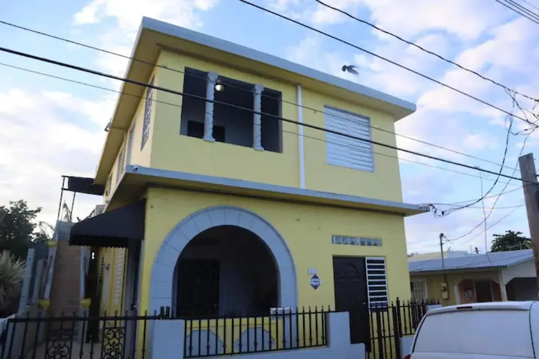 Apartment Del Valle Unit 2, Economical Large Studio Near Beach, Sleeps Up To 4 San Juan Puerto Rico